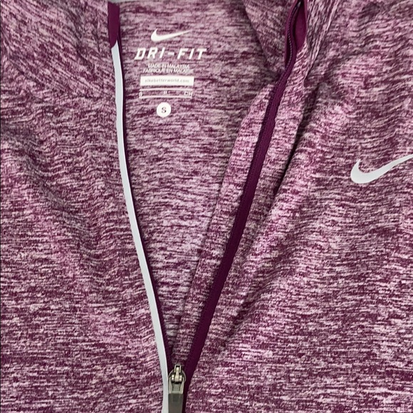 Nike long sleeve dry fit Small - Picture 2 of 3